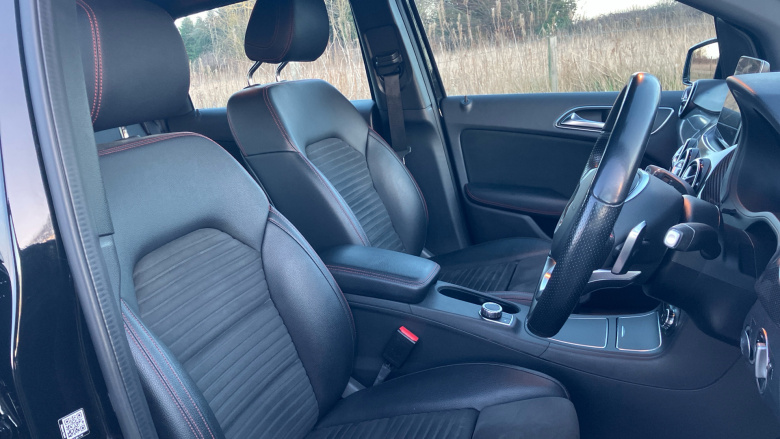 Mercedes-Benz B-Class B200d AMG Line Executive 5dr Auto Diesel Hatchback